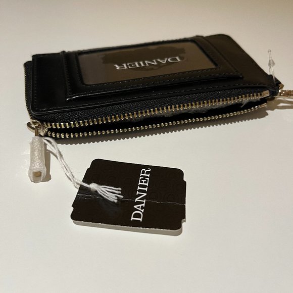 Danier Leather Wristlet/Wallet in Black - Brand New With Tags - Picture 1 of 3